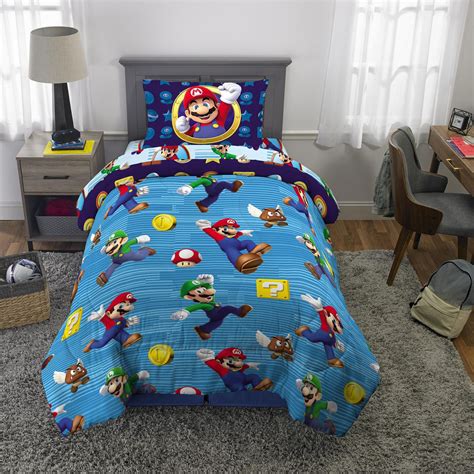 Super Mario Mario Brothers Madness 4pc Bed Set Plus Bonus Tote
