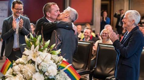 Photos Germany Ushers In First Gay Marriage Under New Same Sex Laws