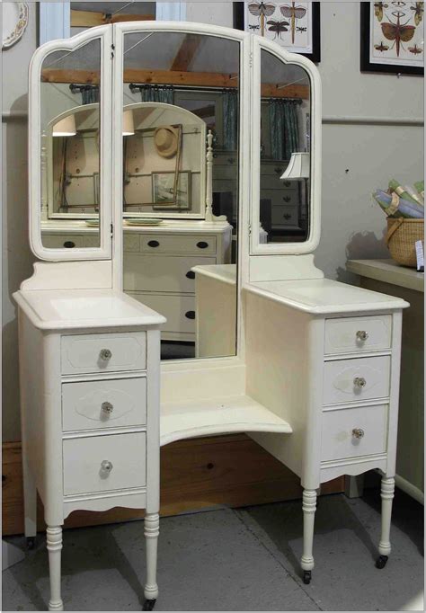 Antique bedroom vanity table with stool and mirror. Antique Bedroom Furniture With Oval Decor in 2020 | White ...