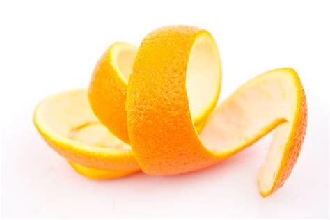 Get Whiter Teeth Naturally Using Orange Peel
