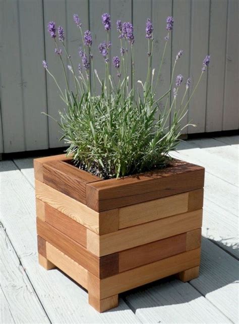Easy Diy Wooden Planter Box Ideas For Beginners Freshouz