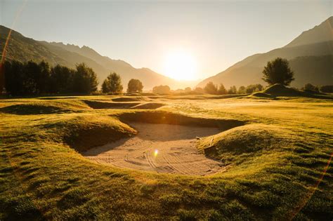 Popular destinations questions and answers about studying abroad. Golf in Valais - Crans Montana and the surrounding golf ...