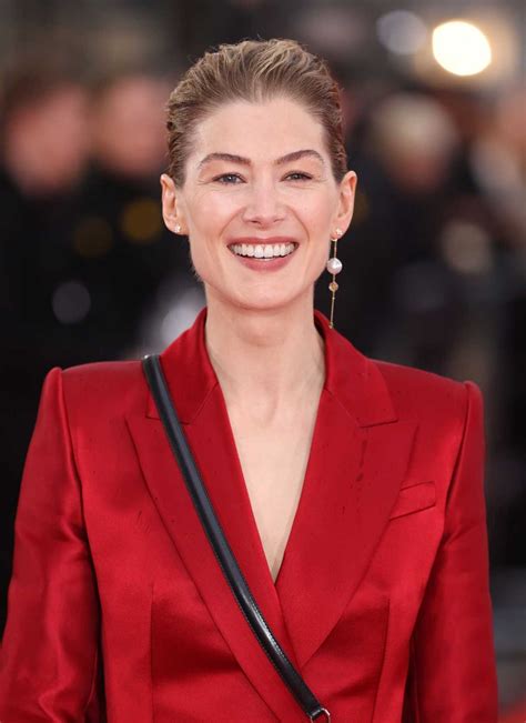 Rosamund Pike Radioactive Premiere At The Curzon Mayfair In London 02
