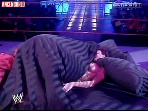 Amy Dumas Nue Dans WWE Monday Night RAW