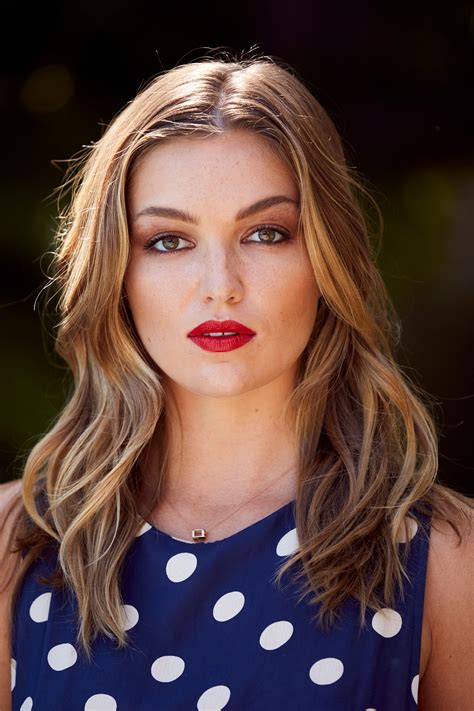 Lili Simmons On Extreme Diets Meditation And More Coveteur