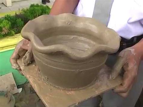 Contoh bahan lunak alami seperti : CARA PEMBUATAN POT BUNGA DARI TANAH LIAT, SMAN 1 RUJUKAN TANJUNG MORAWA - MEDAN - YouTube