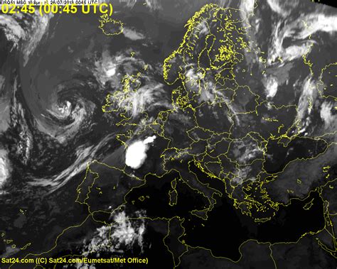 Plaatselijk viel er wel veel regen, met lokaal wateroverlast. DutchWeather: Onweer op KOMST
