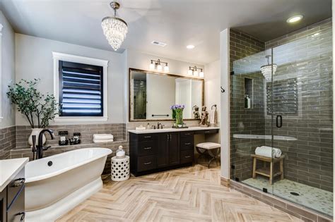 See more ideas about bathroom inspiration, master bathroom, bathroom design. Master Bathrooms | HGTV