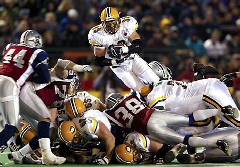Need to translate alouettes from french? Canadian Football League | sports organization ...