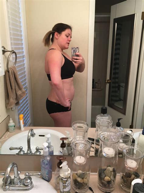 Pin By Michelle Eggspuehler On Bbg Transformation Pics Mirror Selfie Bbg Transformation Bbg