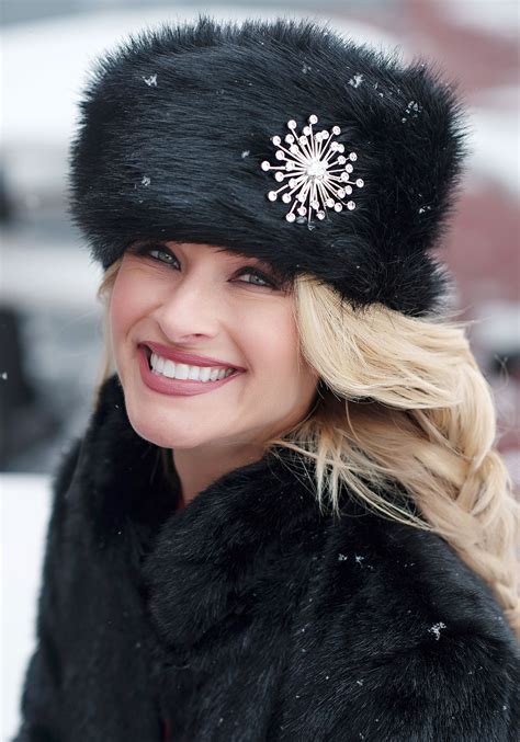 Russian Beauty Russian Fashion Bonnet Russe Hut Russian Hat Happy