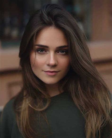 Pin By Tony Wright On Jessy Hartel Brown Hair Brown Eyes Girl Brown