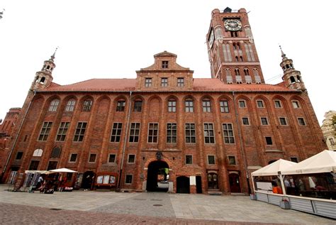 Zakopane est une ville située au sud de la pologne qui compte environs 30 milles habitants, cette ville entourée des montagnestatr. Pologne « JacquesLanciault.com