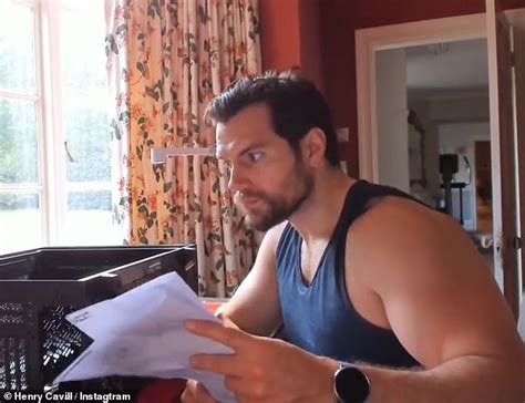 henry cavill drives fans wild as he builds a gaming pc from scratch to sultry music while
