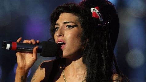 Amy Winehouse Exhibition Opens At London Museum Wuzupnigeria