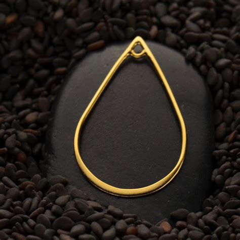 Jewelry Supplies Teardrop With Loop Link In 24K Gold Plate