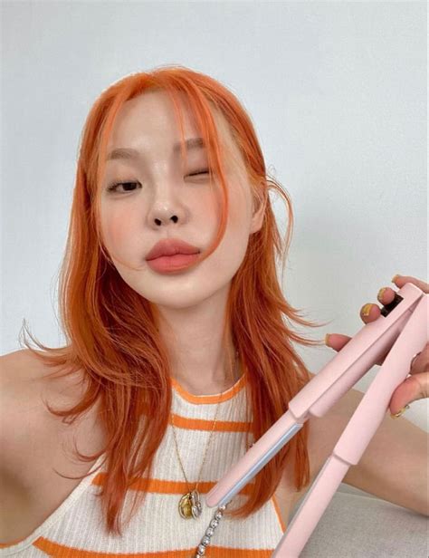 Orange Hair Korean Model Yoox Ginger Hair Color Orange Hair Pretty