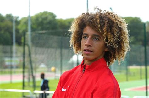 By goal06, january 31, 2019 in historique. Real Madrid hand pro contract to 16-year-old De la Víbora ...