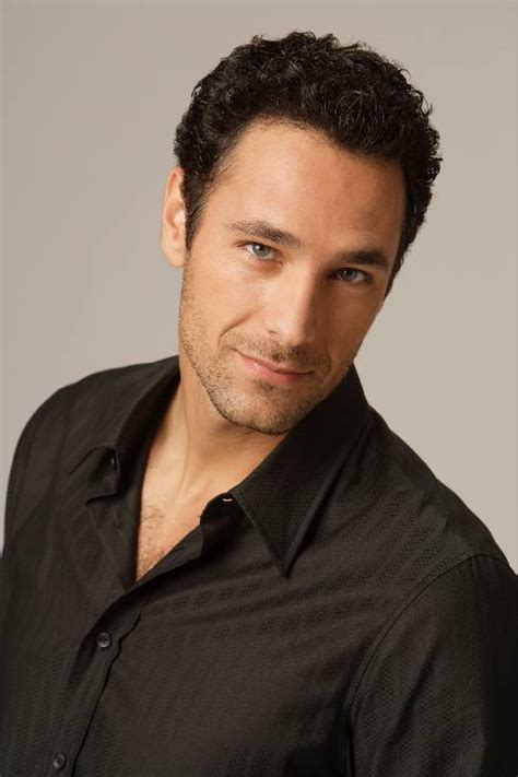 Raoul bova was born in a roman white collar family, his father was an employee and his mother a housewife. Raoul Bova fotka