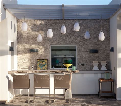 Explore glass tile backsplash ideas, and prepare to install an attractive and efficient backsplash in your kitchen. Tan Standing Pebble Tile Kitchen Backsplash - Modern ...