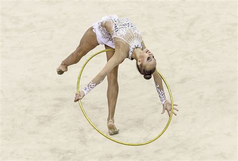 Here Are Bizarre Yet Beautiful Photos Of Women S Rhythmic Gymnastics