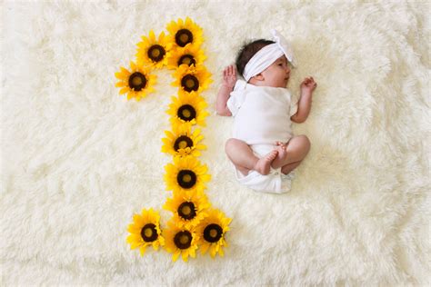 1 Month Old Baby Girl Flower Number Monthly Pictures Monthly Baby