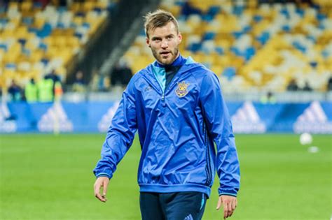 Народився 1988 року у місті київ. Borussia Dortmund: Andriy Yarmolenko darf Dortmund ...