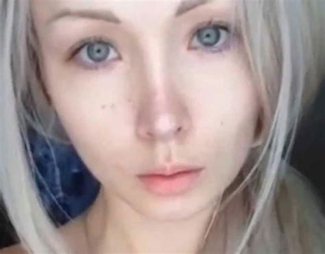 What Does The Human Barbie Look Like Without Makeup See Shocking Photo