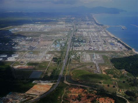 The project was developed by a joint venture (jv) of malaysian oil and gas company petroliam nasional berhad (petronas) and saudi aramco, which is the. PETRONAS News - Page 20 - SkyscraperCity