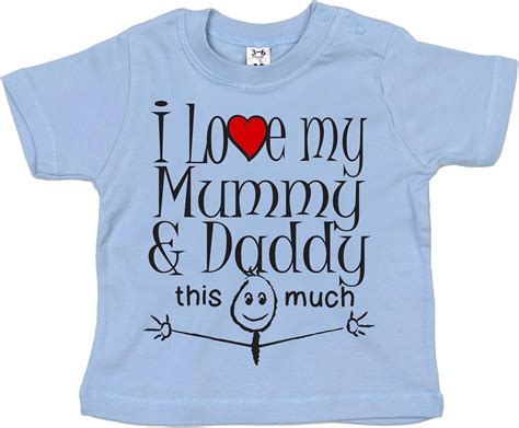 Iie I Love My Mummy And Daddy This Much Baby Unisex T Shirt Amazonde