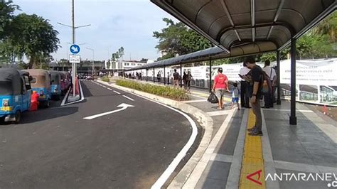 Wajah Baru Stasiun Tanah Abang, Ojek Online hingga Bajaj Nyaman - Metro