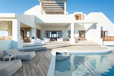 Das obidos villa homestay ist eine ausgezeichnete wahl für reisende, die melaka näher kennenlernen möchten. The Best Luxury Villas in the Caribbean