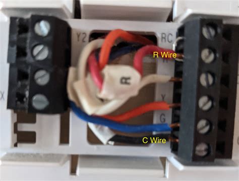 Se Puede Conectar Un Cable C De Termostatos Al Terminal R De Los