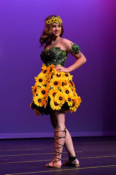 Extreme Sunflower Costume Diy Costumes Women Flower Costume Flower