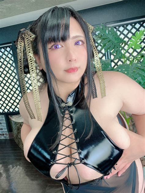 Chouzuki Maryou Highres 1girl Asian Black Hair Breasts Cleavage