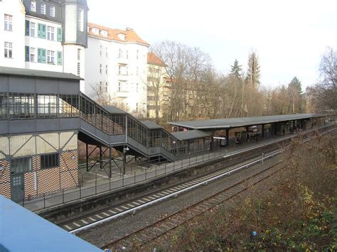 Der botanische garten ist in der nähe vom prager zoo. Bahnhof Berlin Botanischer Garten (Berlin-Lichterfelde ...