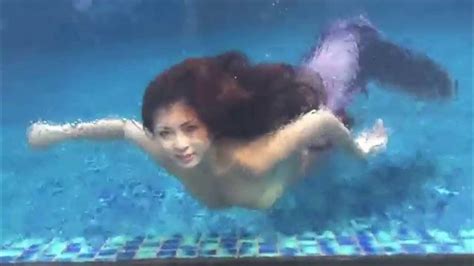 Syrena Singapores First Mermaid Sunlit Waters Youtube