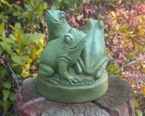 Three Frogs On A Rock Frog Garden Statue Cute Frog Concrete Etsy