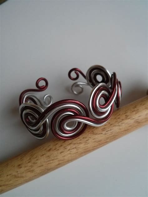Bracelet spirales couleurs taille réglable Fil aluminium Aluminum wire jewelry Wire jewelry
