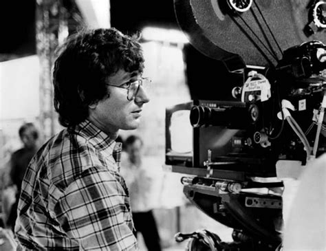 20 Amazing Photographs Of Steven Spielberg When He Was Young In The