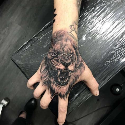 101 lion & lioness tattoo ideas & designs authoritytattoo. Top 51 Best Small Lion Tattoo Ideas - 2020 Inspiration Guide