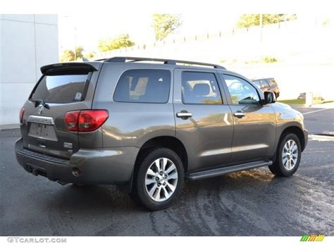 2013 Magnetic Gray Metallic Toyota Sequoia Limited 4wd 116287000 Photo