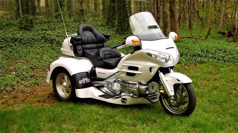The 2020 honda goldwing trike suspension has been thoroughly reworked for m obligation and its chassis bolstered at several points, together with with a the 2020 honda goldwing trike will be available beginning this spring, though we don't have concrete pricing info simply but. Honda GL1800 Goldwing Trike in 2020 | Goldwing trike ...