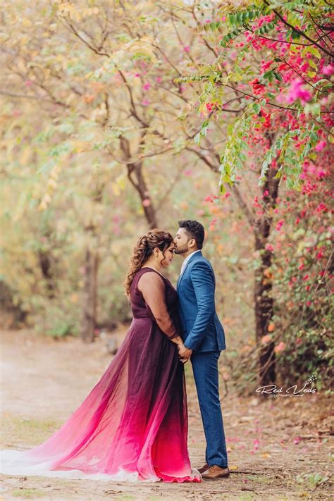 Romantic Pre Wedding Photoshoot Ideas You Can Try Out Wedding Photoshoot Pre Wedding