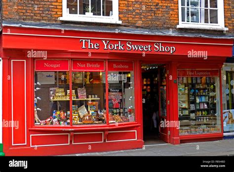 York Store Old Traditional Hi Res Stock Photography And Images Alamy