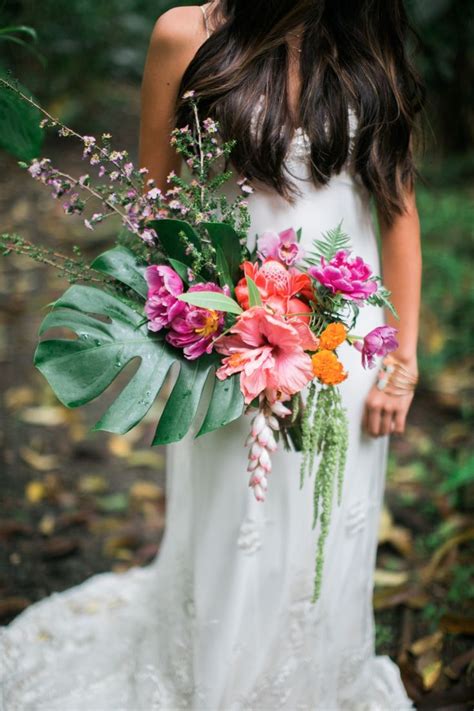 Posted on may 21, 2015 by giselle. Stunning Hawaiian wedding bouquet | Tropical wedding ...