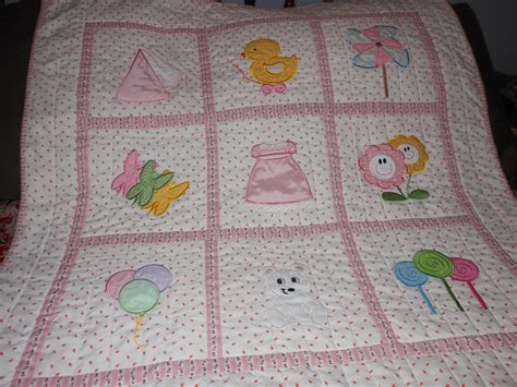 Baby Girl Crib Quilt Applique 33 X33 Inches