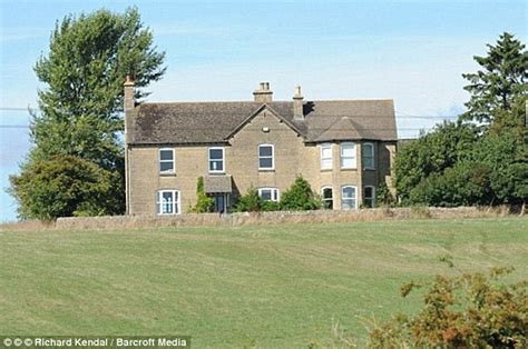 Exclusive Jeremy Clarkson Builds Magnificent Cotswolds Mansion