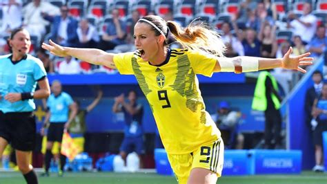 Spanyol berada di urutan ketiga. All Goals & Highlight | SWEDIA vs POLANDIA 2019 - YouTube