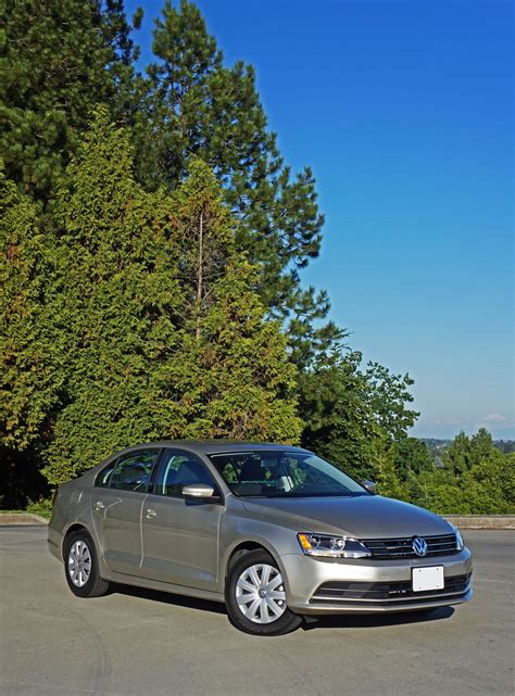 İkinci el volkswagen jetta 2016 model için en iyi teklifleri bulun. 2016 Volkswagen Jetta 1.4 TSI Trendline Plus Road Test Review | The Car Magazine